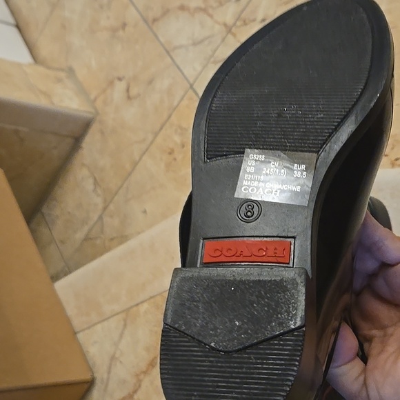 New Coach Women's Rain Bootie Size 8 B / US. never worn! - Picture 3 of 3